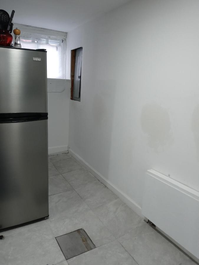 "Cozy Basement Retreat Just 40 Minutes To Nyc!" Daire Irvington Dış mekan fotoğraf