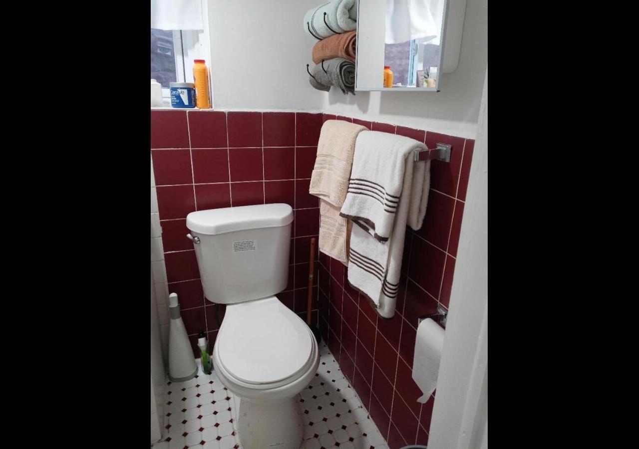 "Cozy Basement Retreat Just 40 Minutes To Nyc!" Daire Irvington Dış mekan fotoğraf