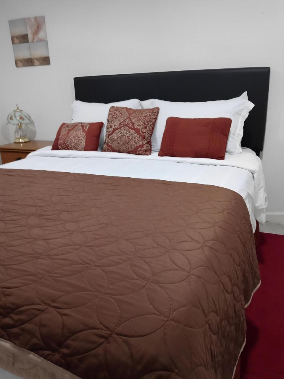 "Cozy Basement Retreat Just 40 Minutes To Nyc!" Daire Irvington Dış mekan fotoğraf